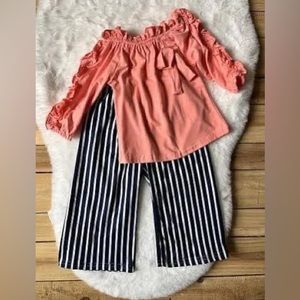 NWT Beautiful Striped Outfit 😍
